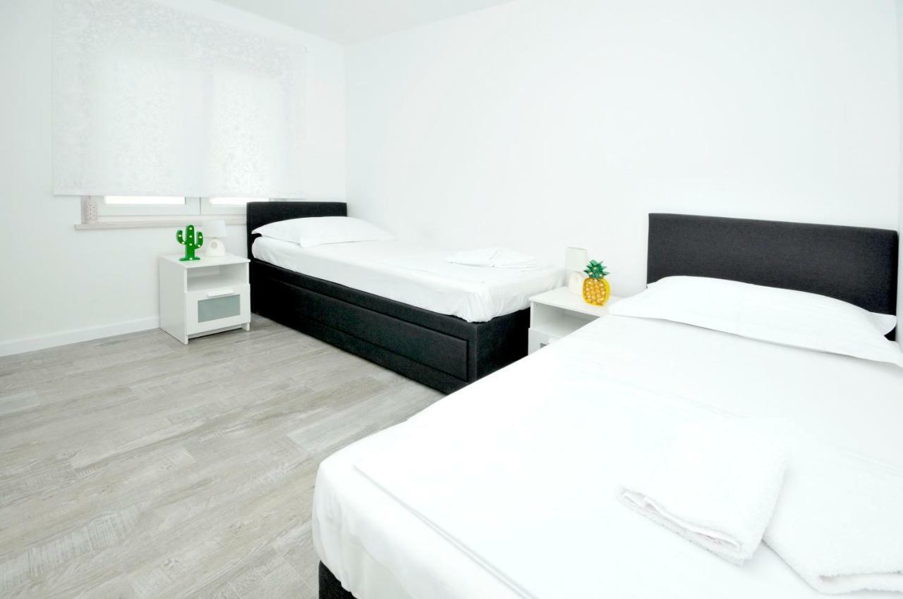 Apartmani Olive 特罗吉尔 外观 照片