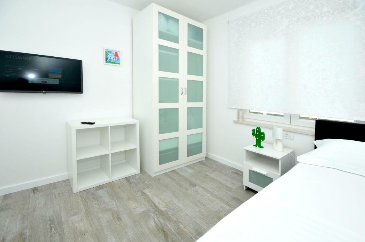 Apartmani Olive 特罗吉尔 外观 照片