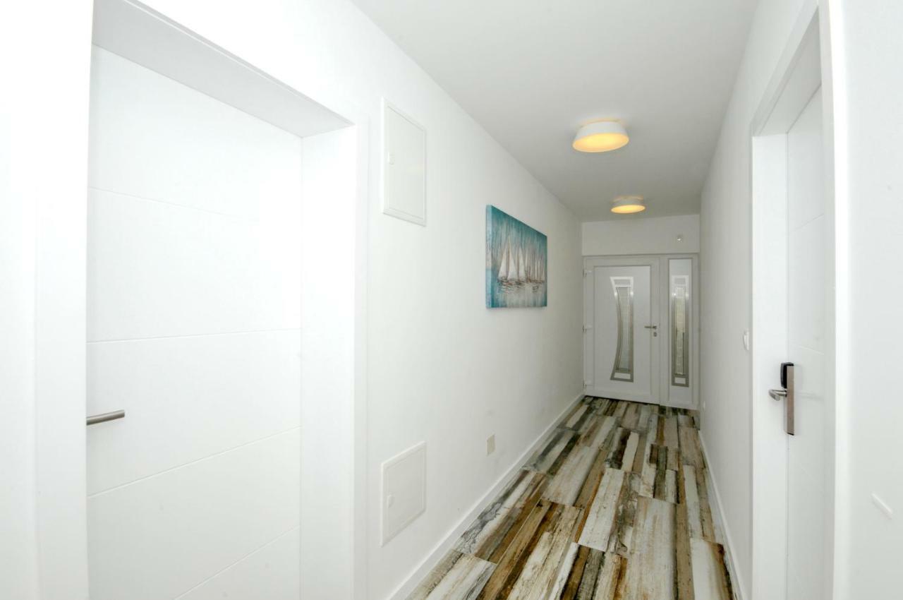 Apartmani Olive 特罗吉尔 外观 照片